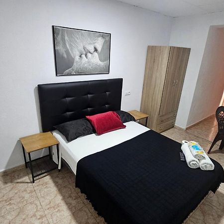 Hostal Sol Celeste 滨海略雷特 外观 照片