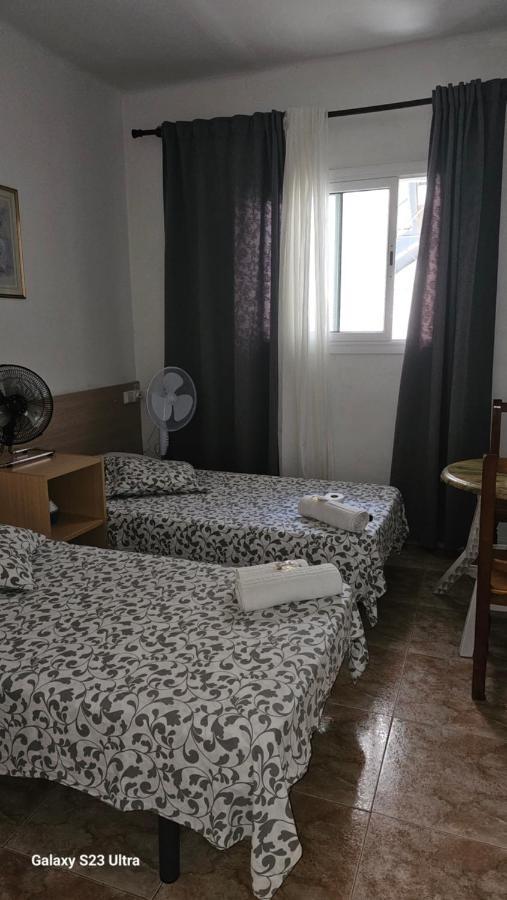 Hostal Sol Celeste 滨海略雷特 外观 照片