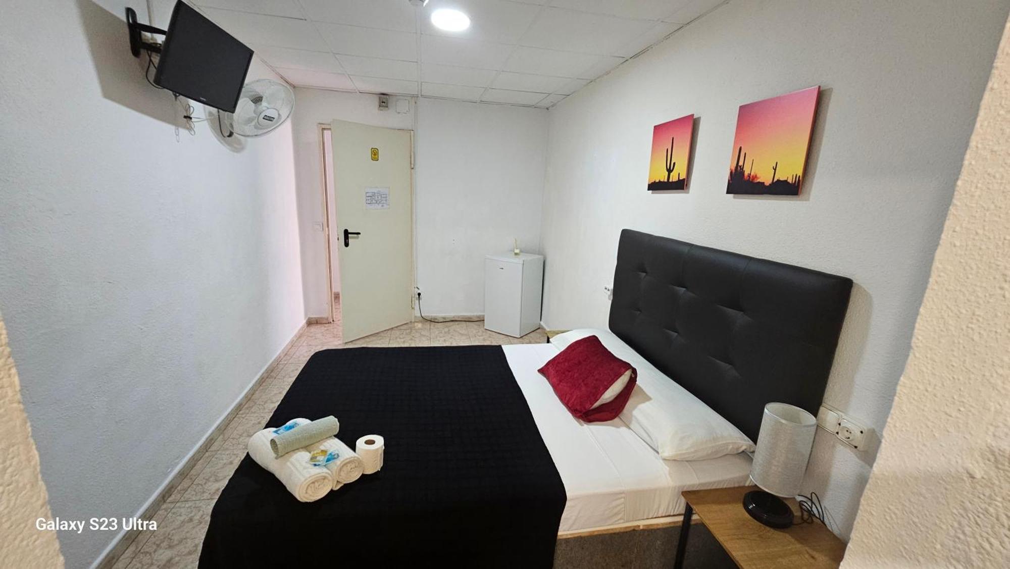 Hostal Sol Celeste 滨海略雷特 外观 照片