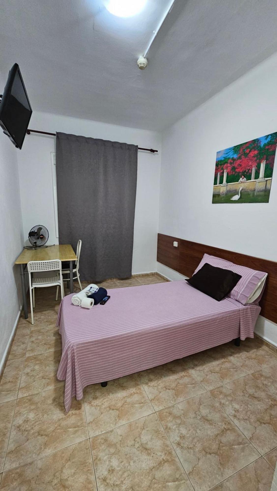 Hostal Sol Celeste 滨海略雷特 外观 照片